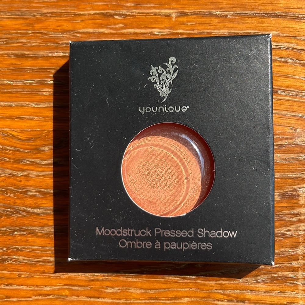 Younique Eyeshadow